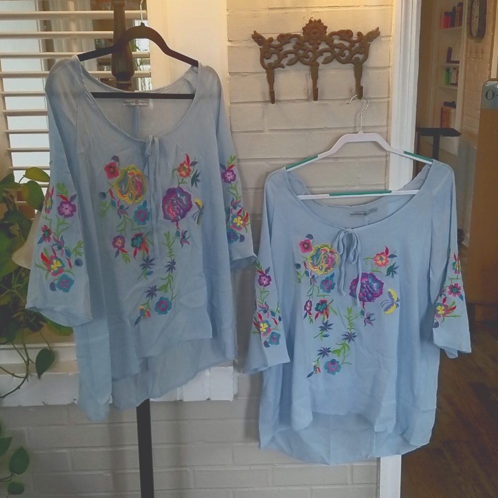Signature Collection Trellis Hi-low floral peasant top